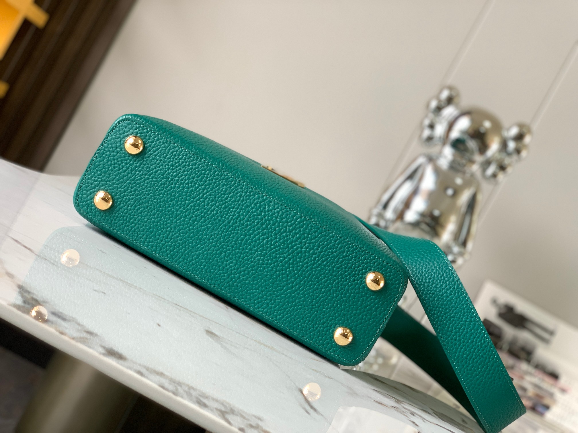 LV Capucines