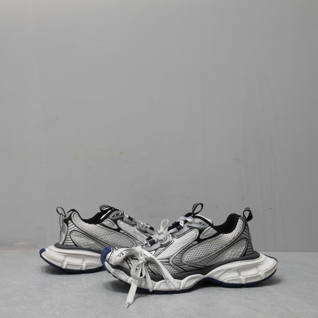 BALENCIAG TRACK