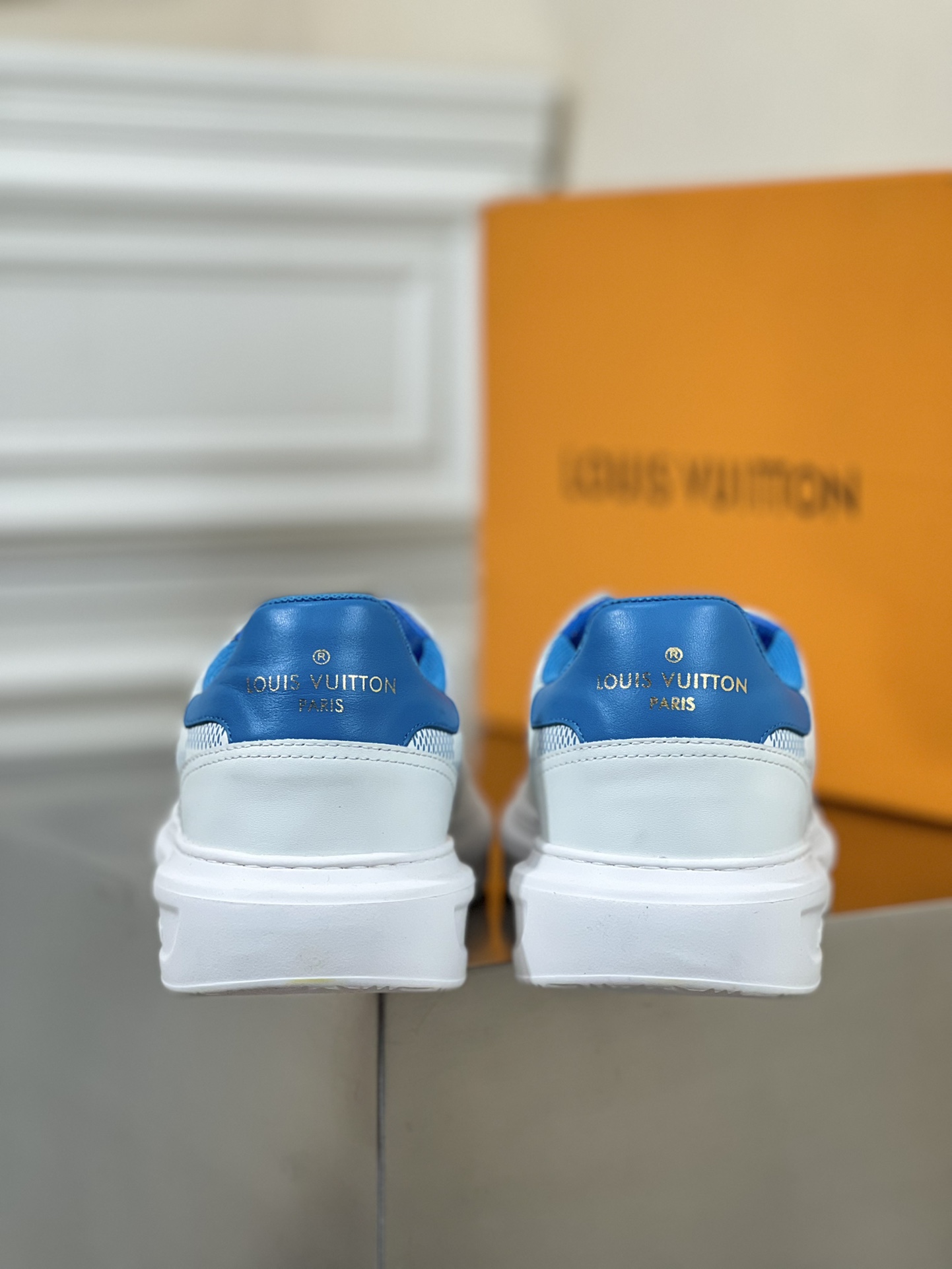 LV SNEAKER