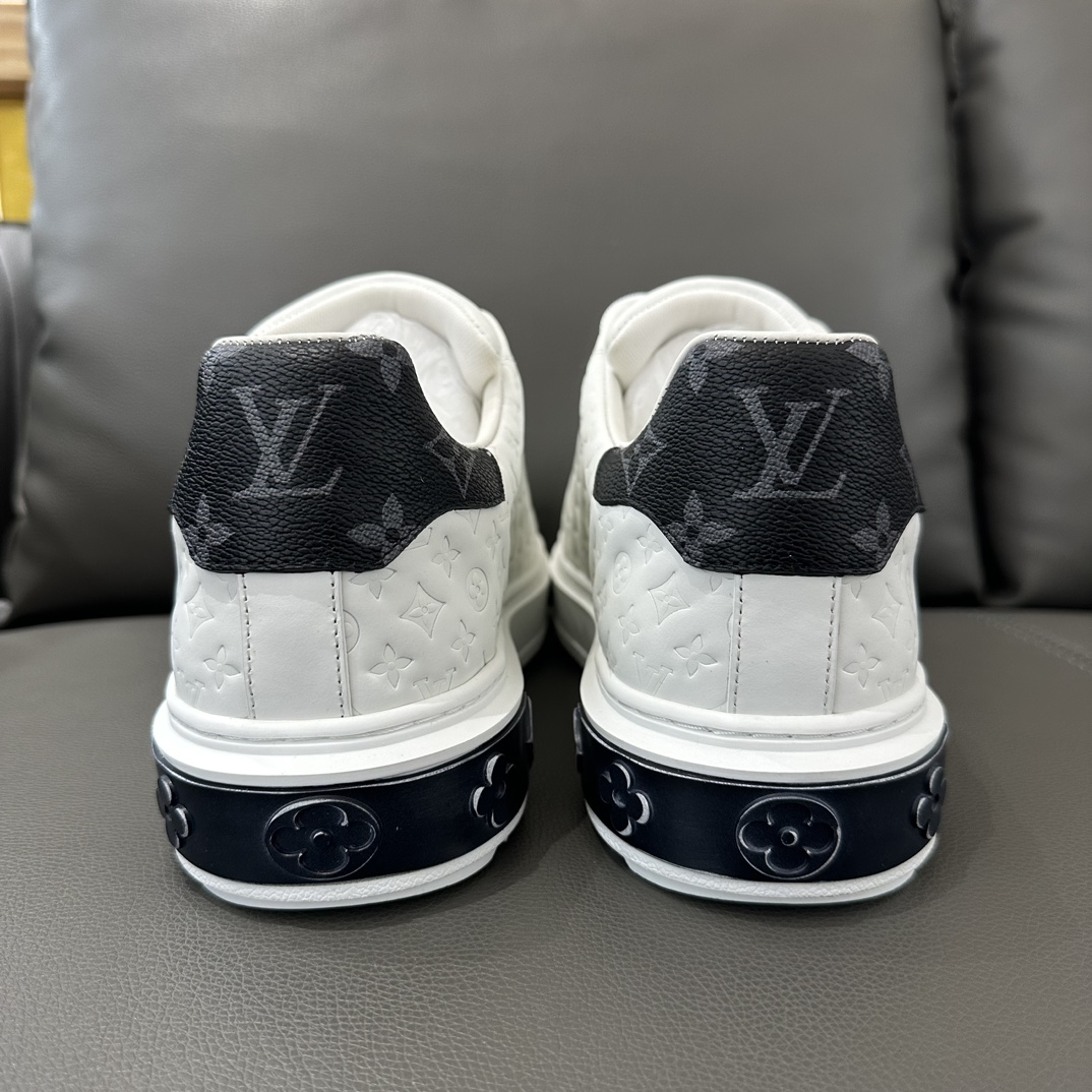 LV SNEAKER