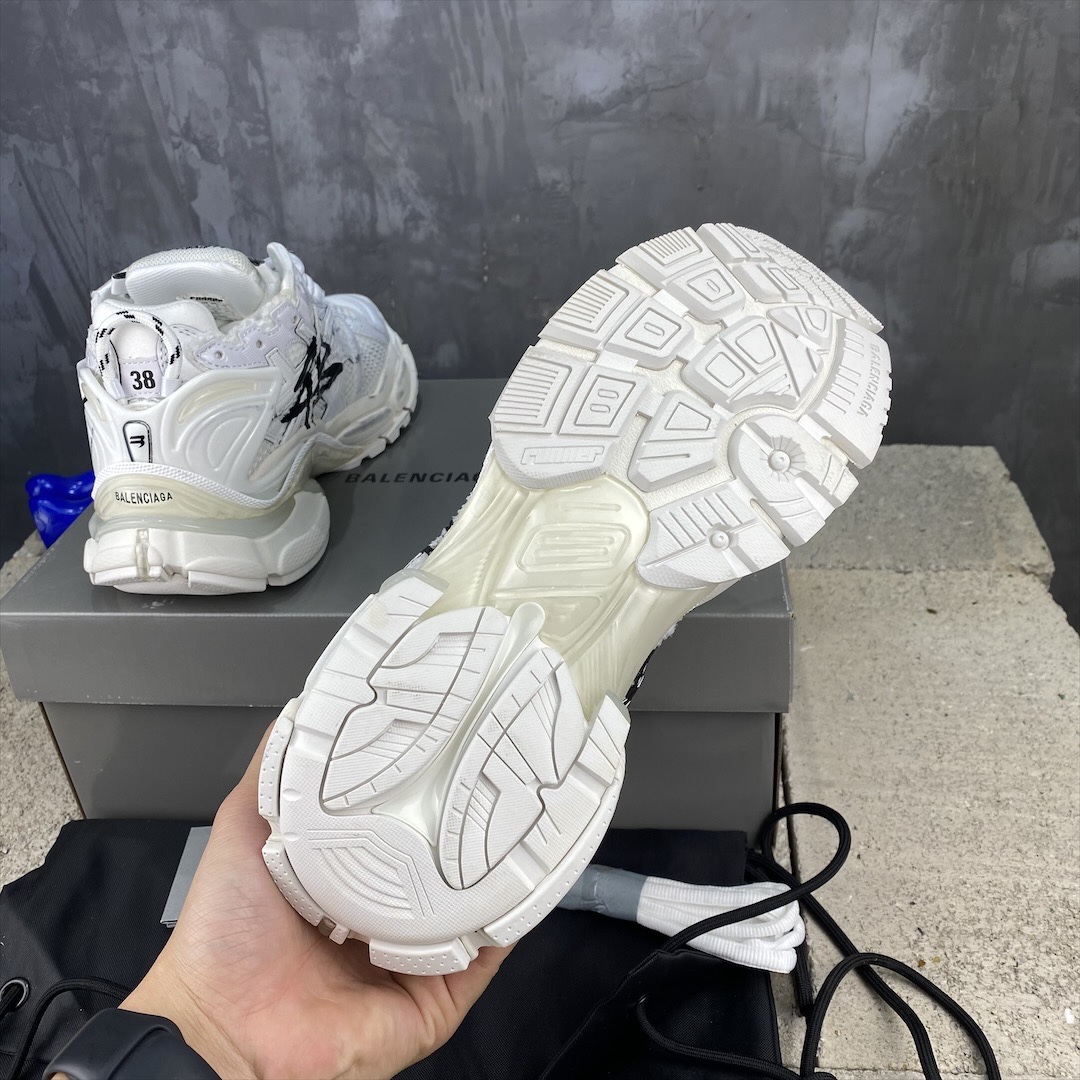 BALENCIAGA RUNNER