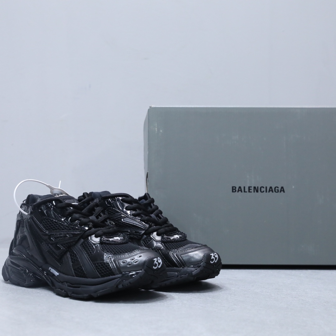 BALENCIAGA RUNNER