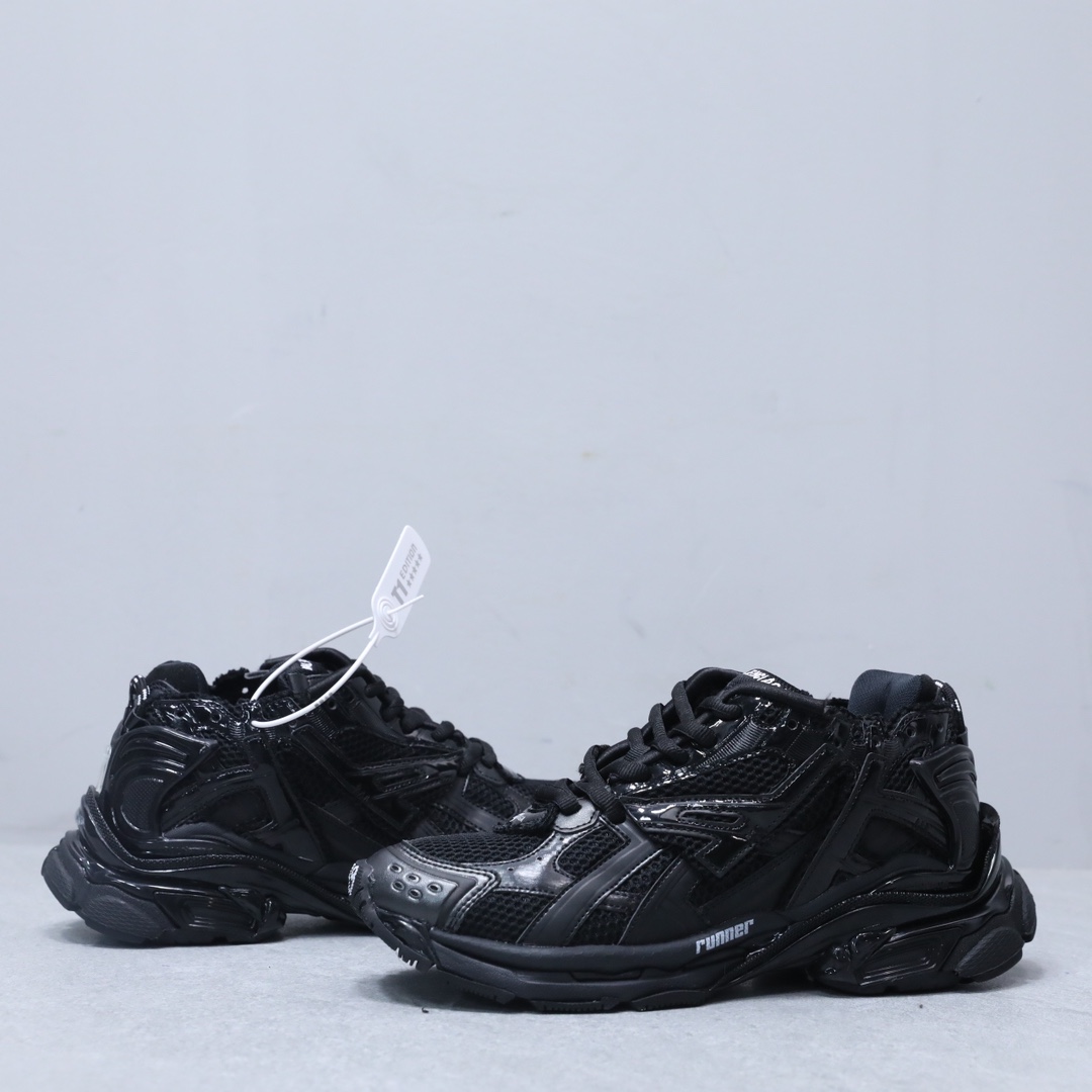 BALENCIAGA RUNNER