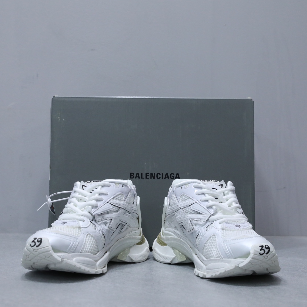 BALENCIAGA RUNNER