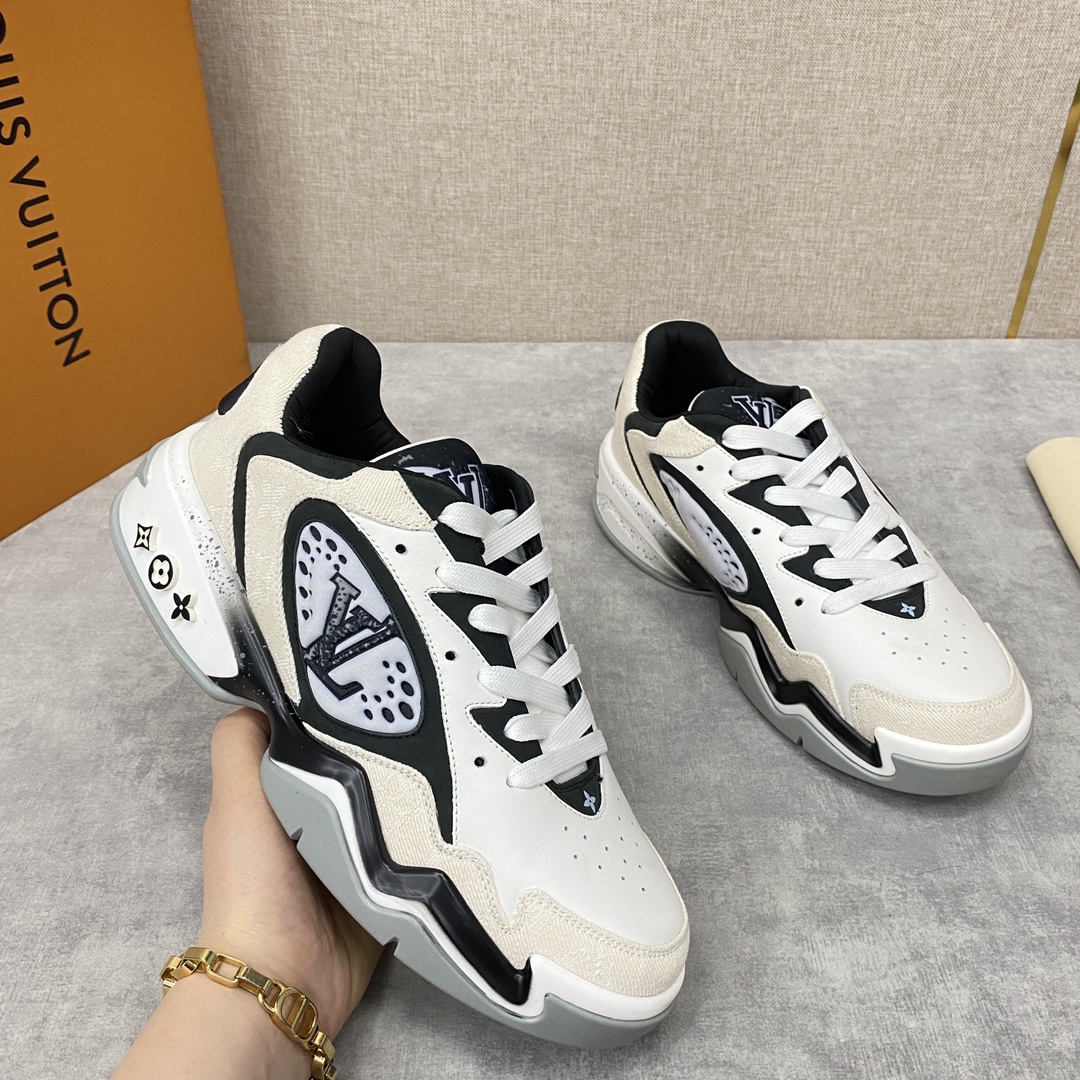 LV TRAINER