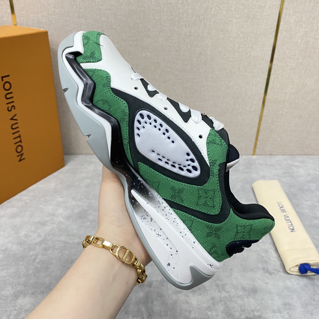 LV TRAINER