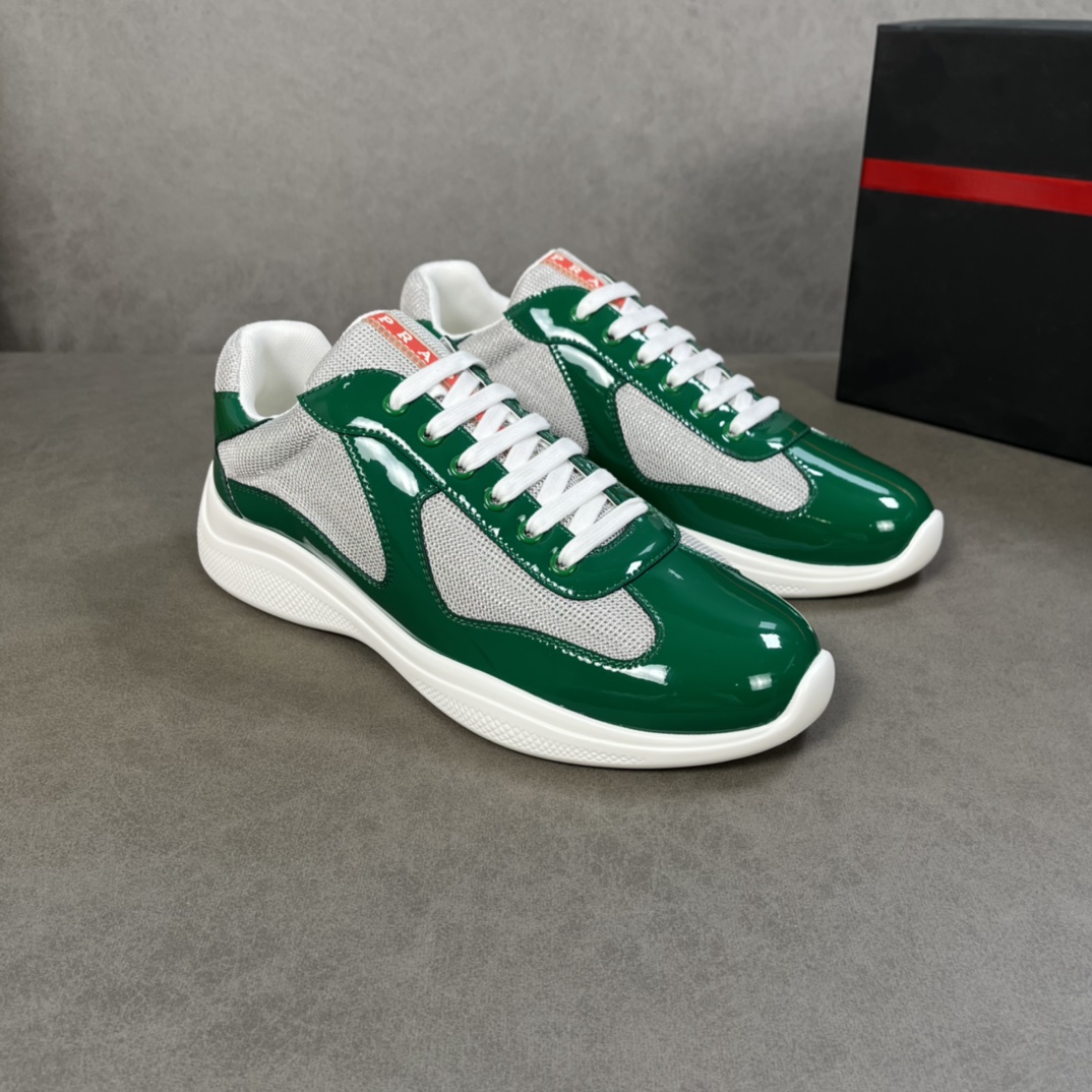 PRADA