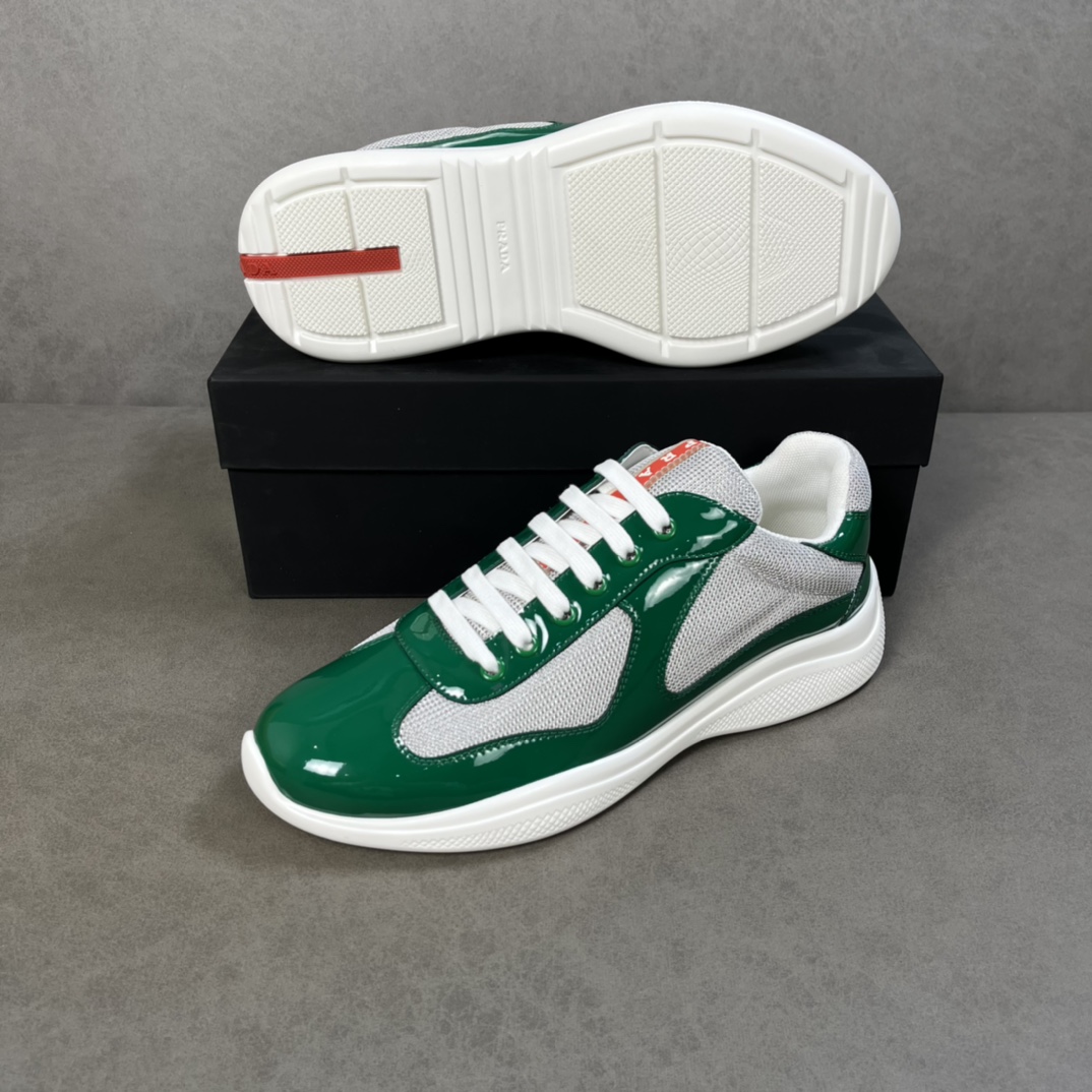 PRADA