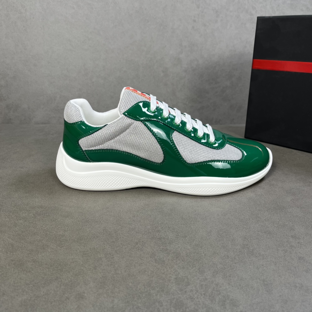 PRADA