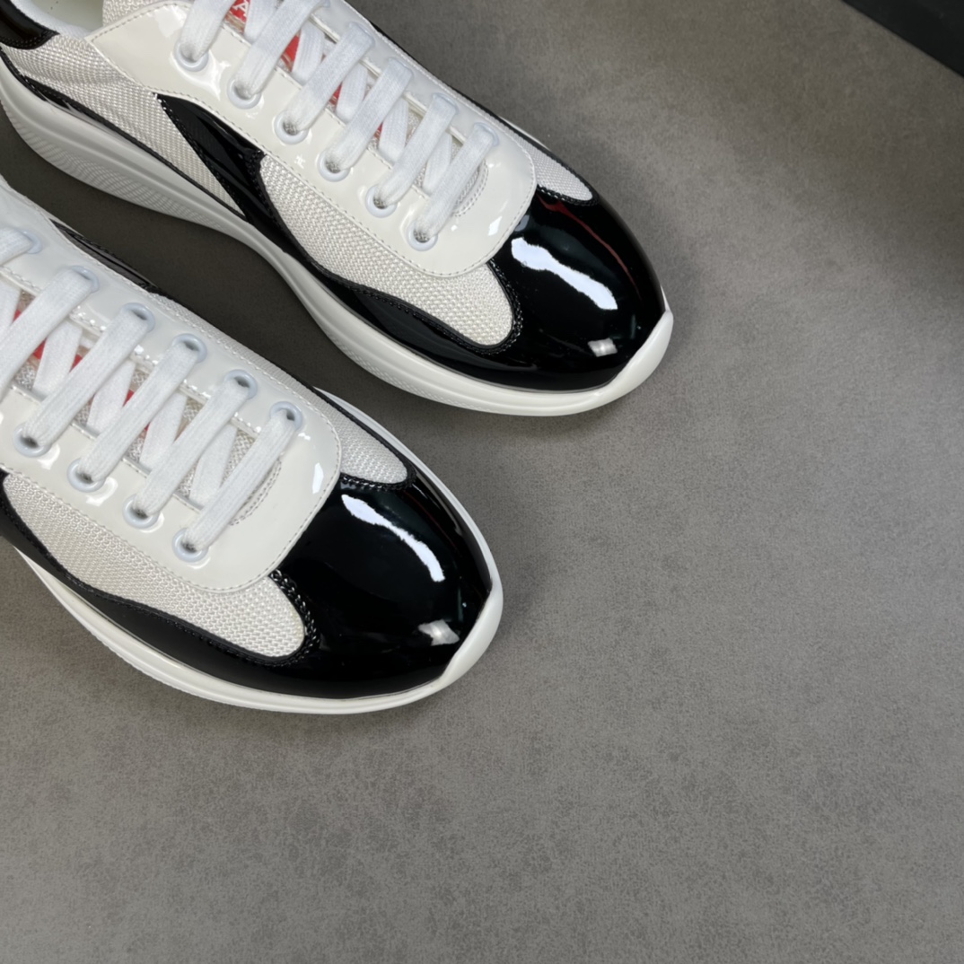 PRADA