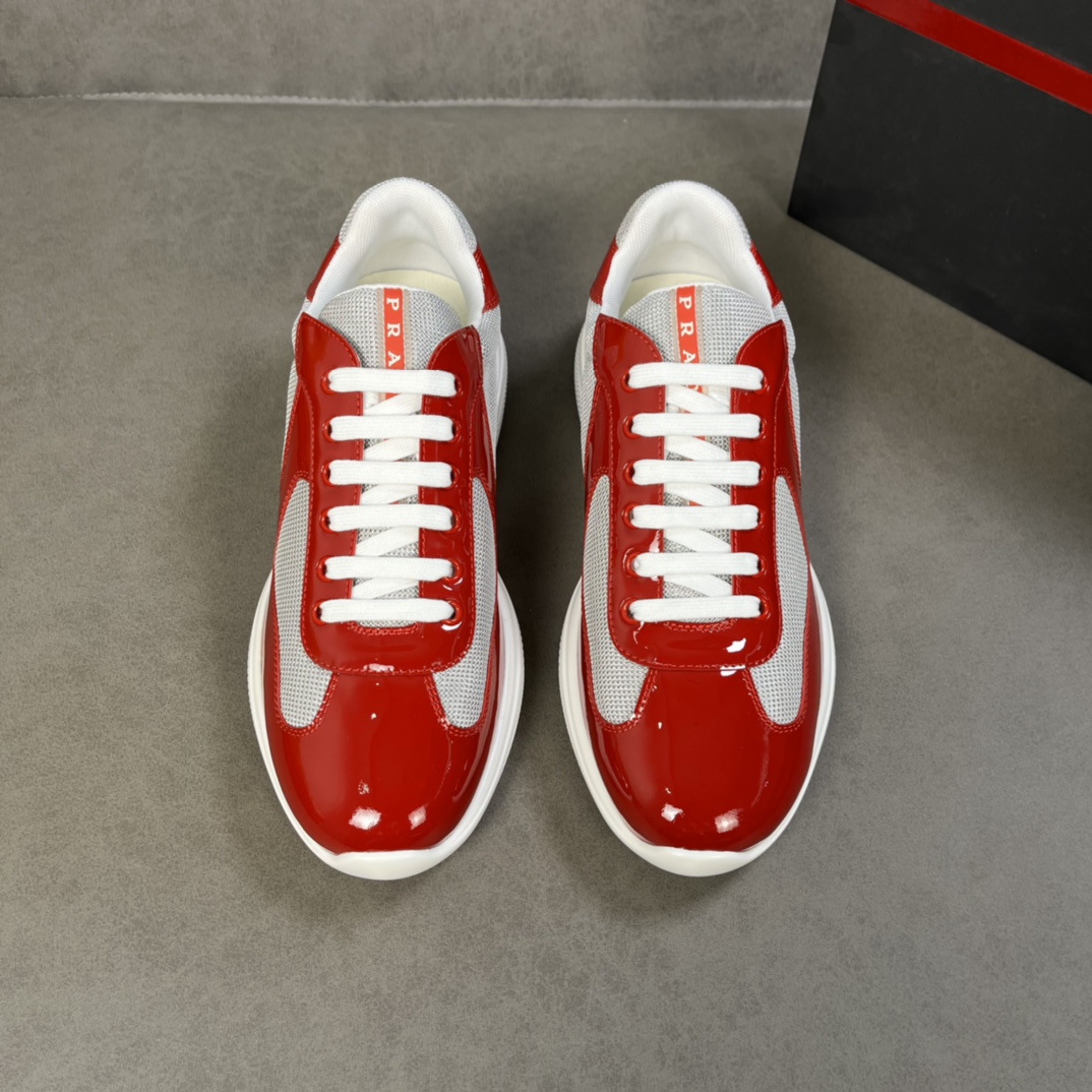 PRADA