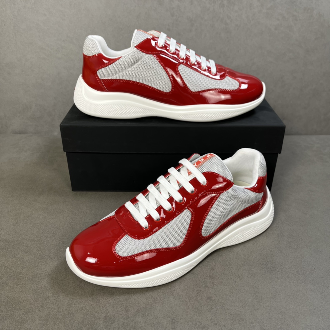 PRADA