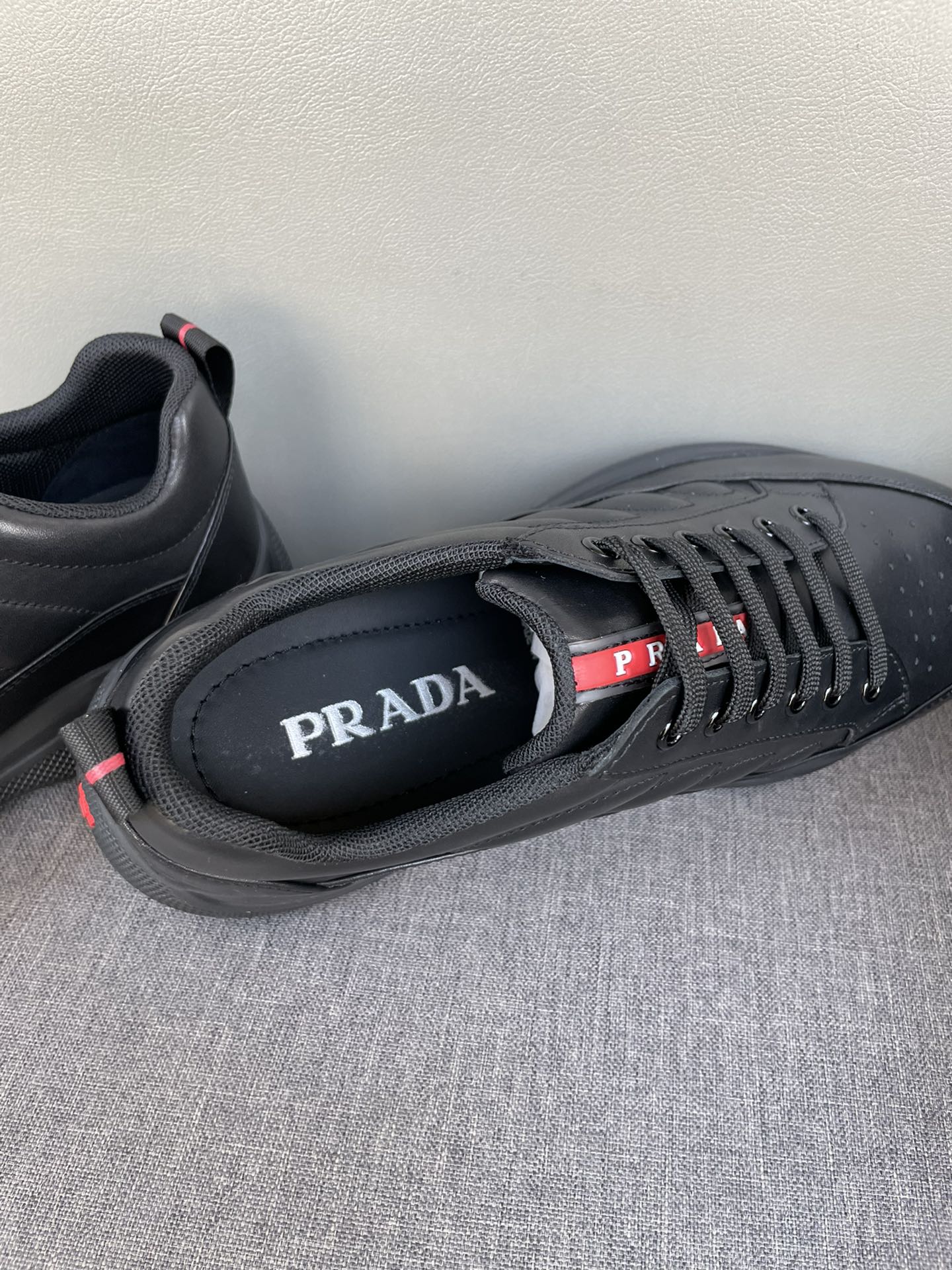PRADA 