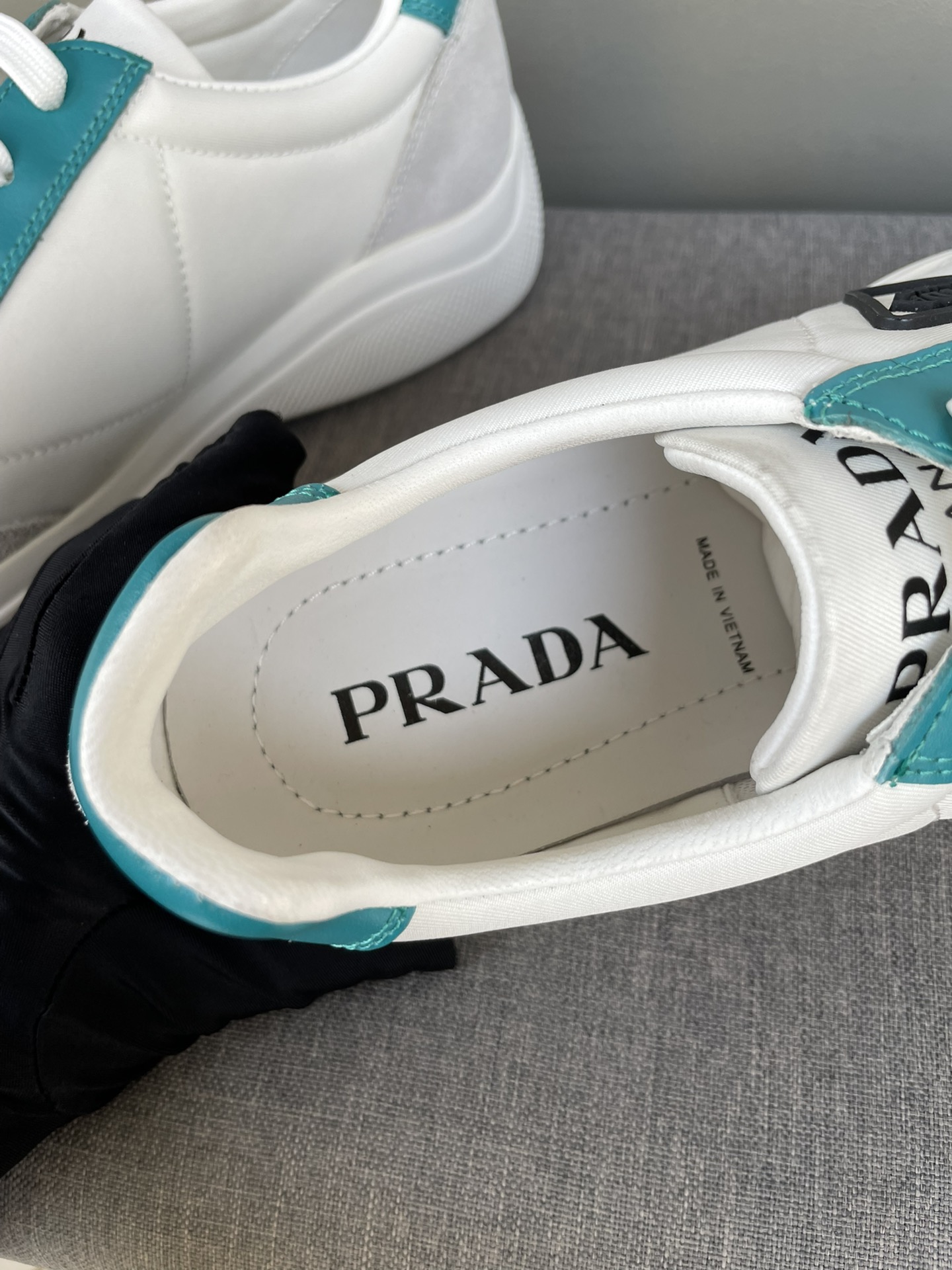 PRADA 