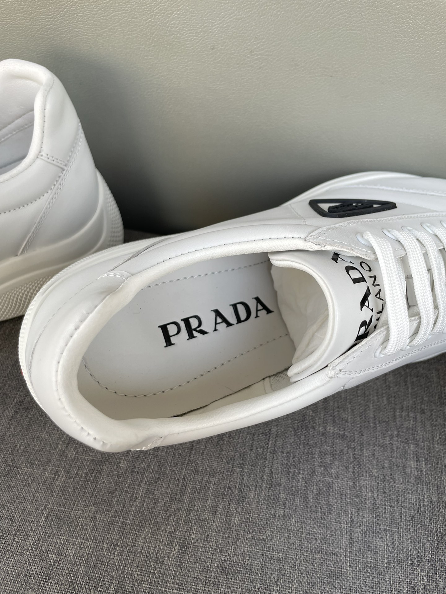 PRADA 