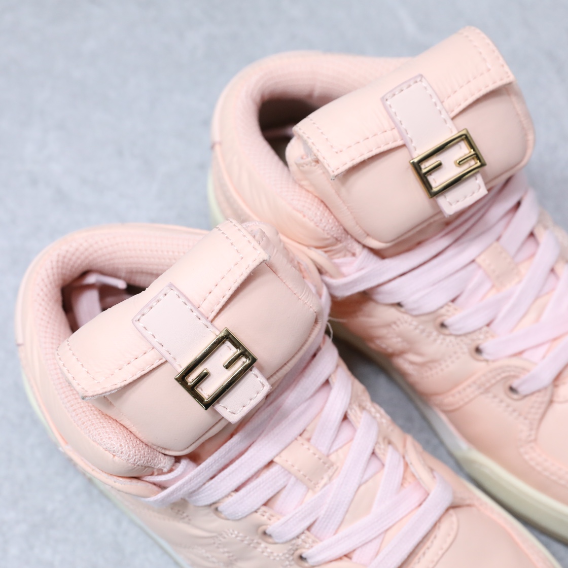 FENDI Baguette 