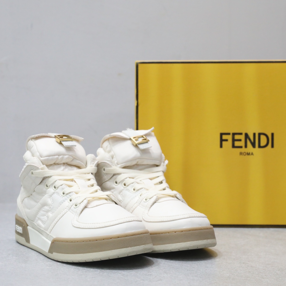 FENDI Baguette