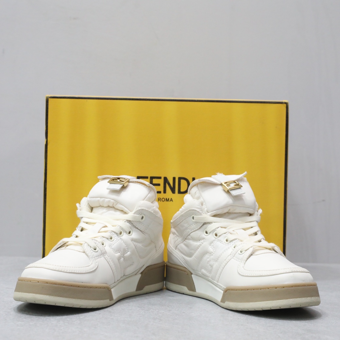 FENDI Baguette