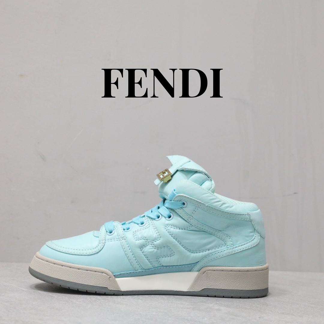 FENDI Baguette