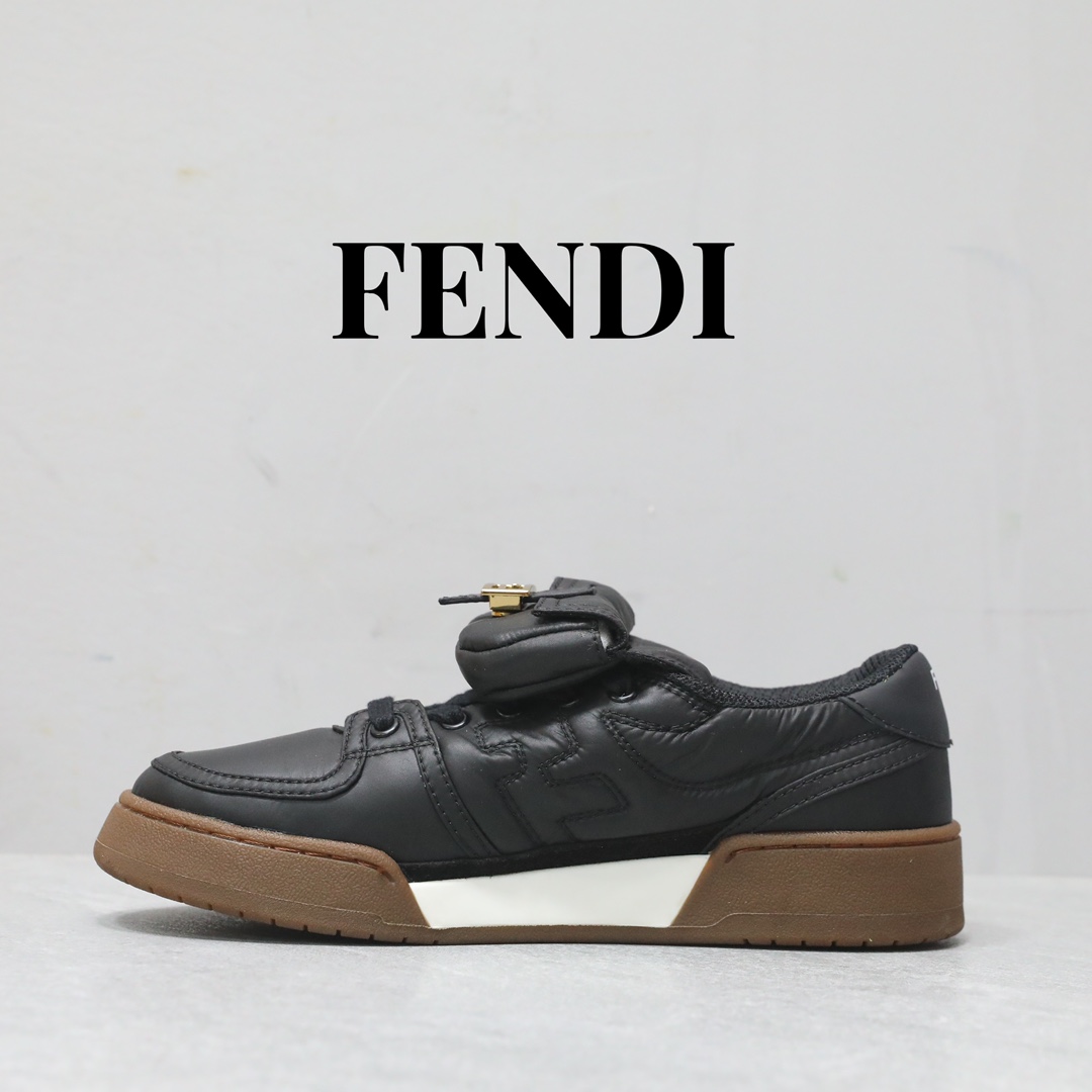 FENDI Baguette