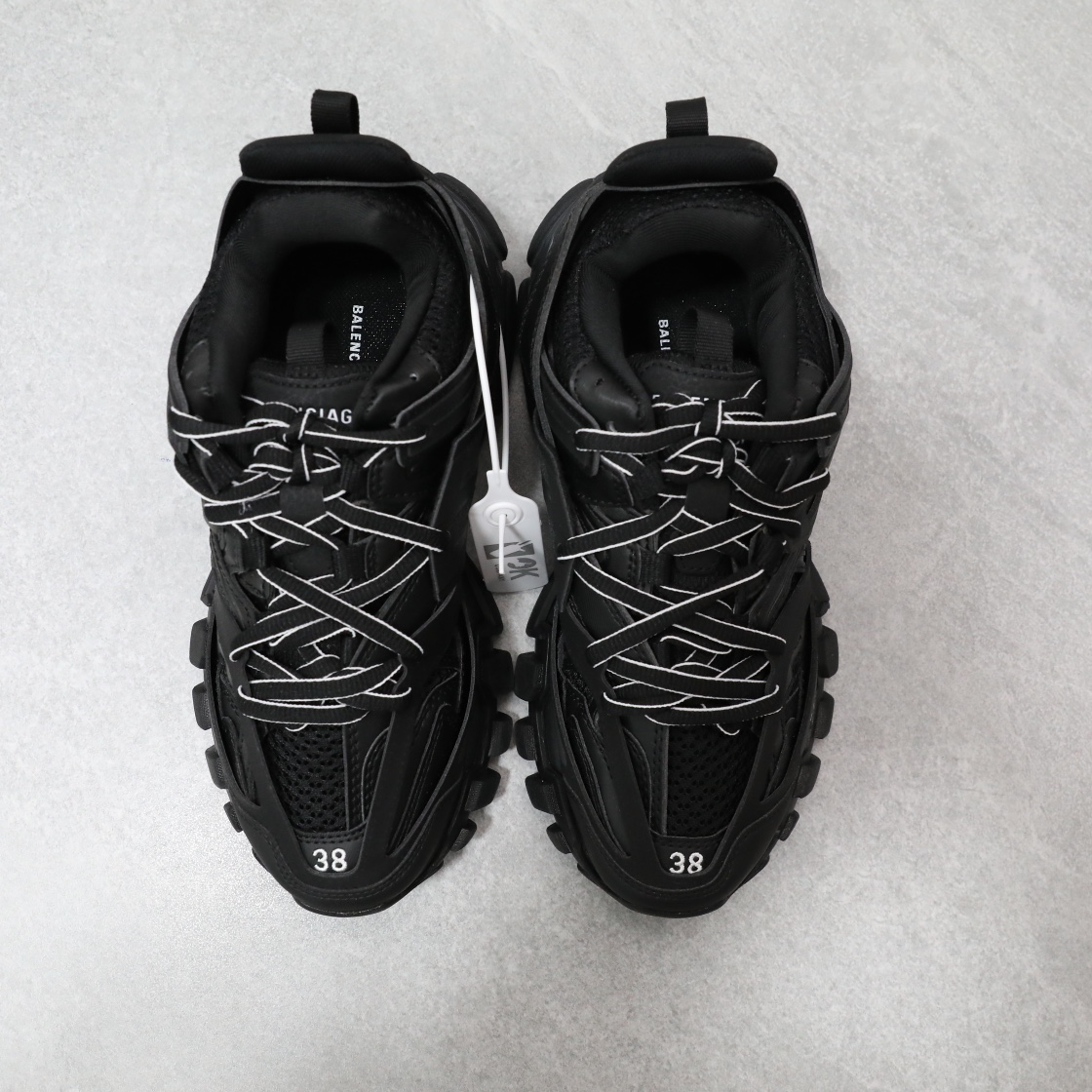 BALENCIAGA TRACK 3.0