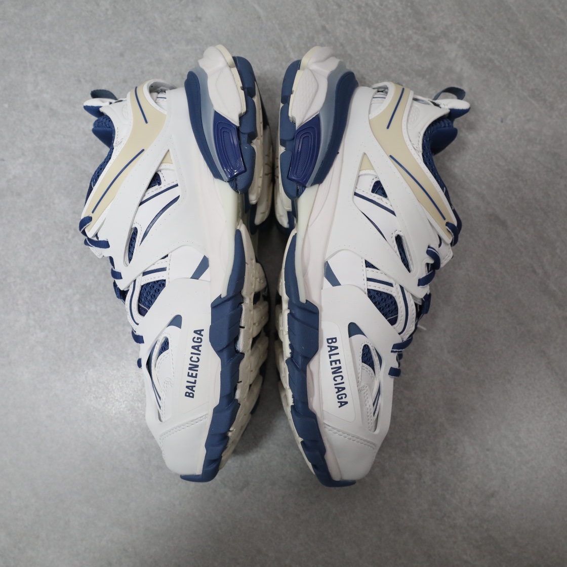BALENCIAGA TRACK 3.0 