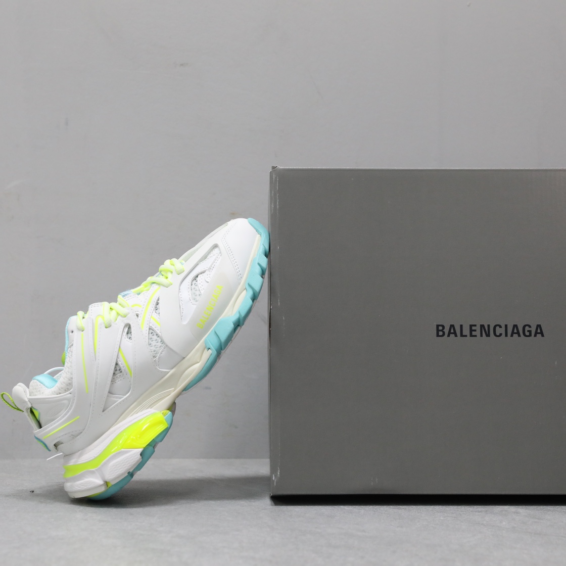BALENCIAGA TRACK 3.0