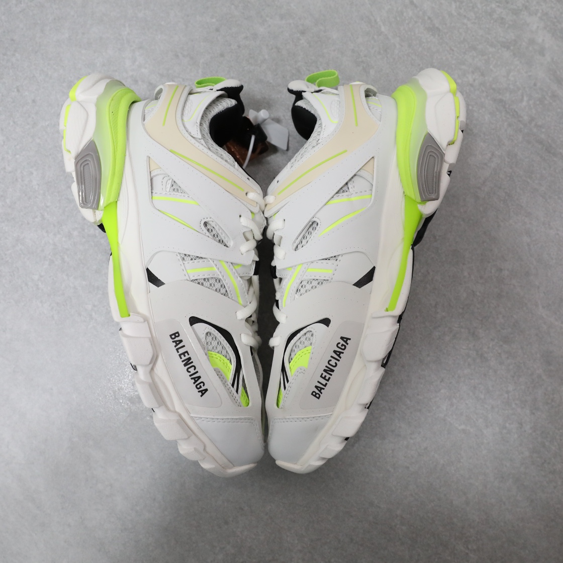 BALENCIAGA TRACK 3.0 