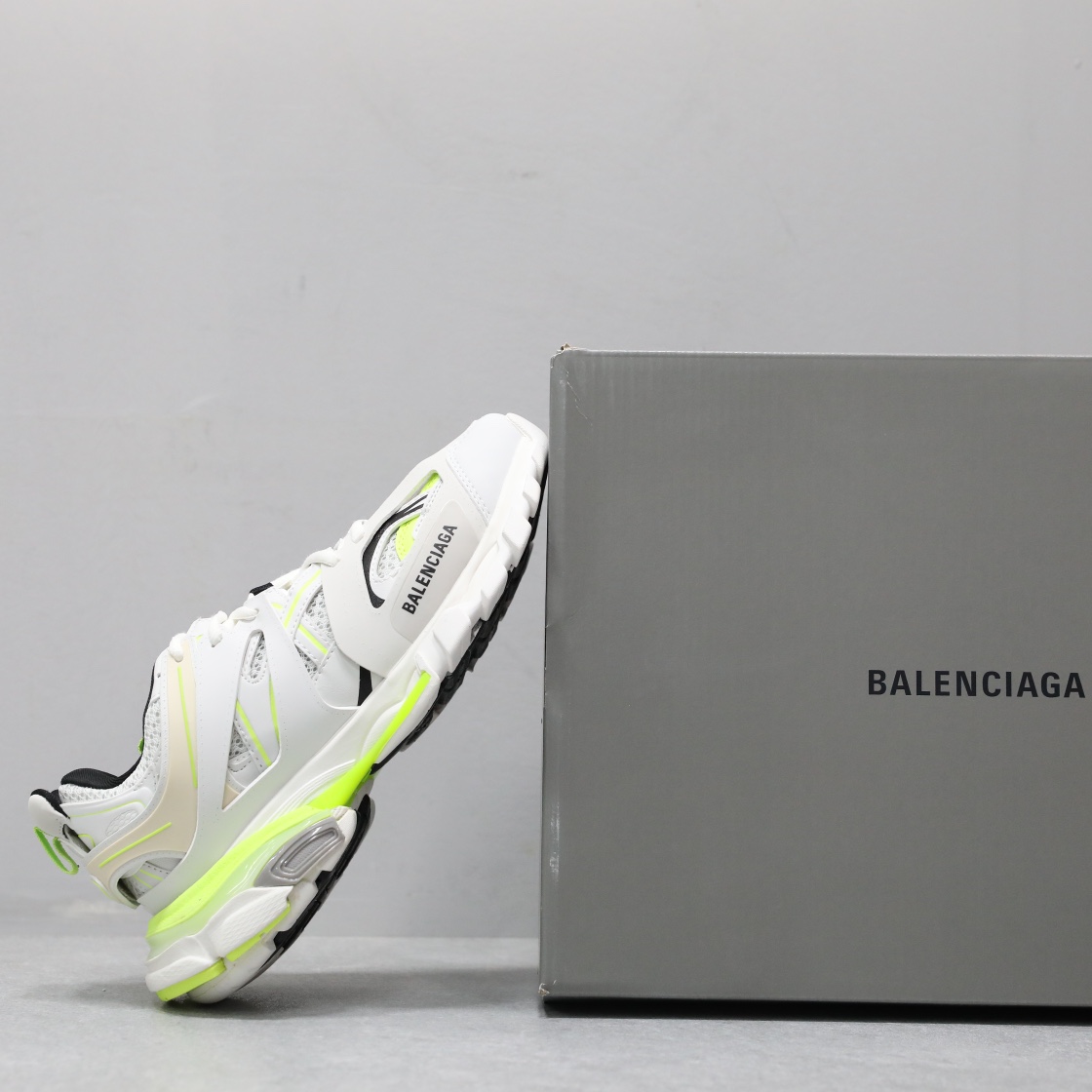 BALENCIAGA TRACK 3.0 