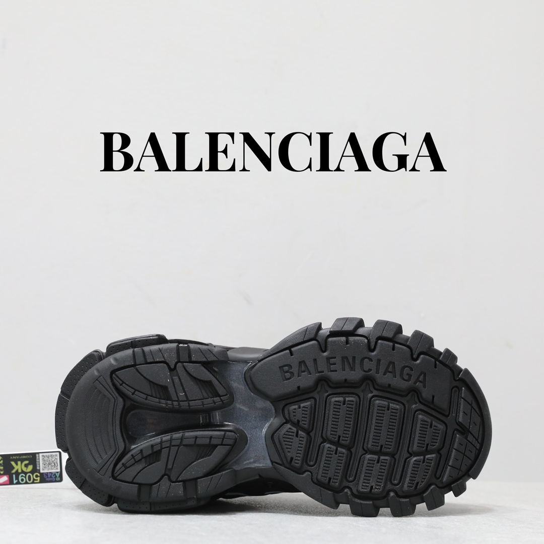 BALENCIAGA TRACK 3.0