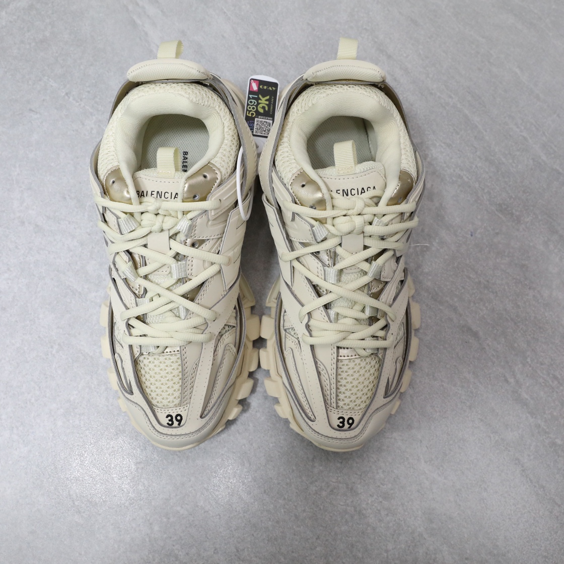 BALENCIAGA TRACK 3.0