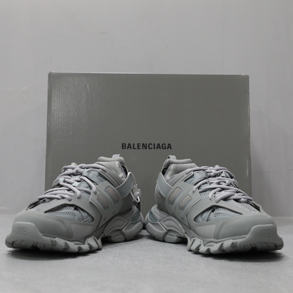 BALENCIAGA TRACK 3.0 