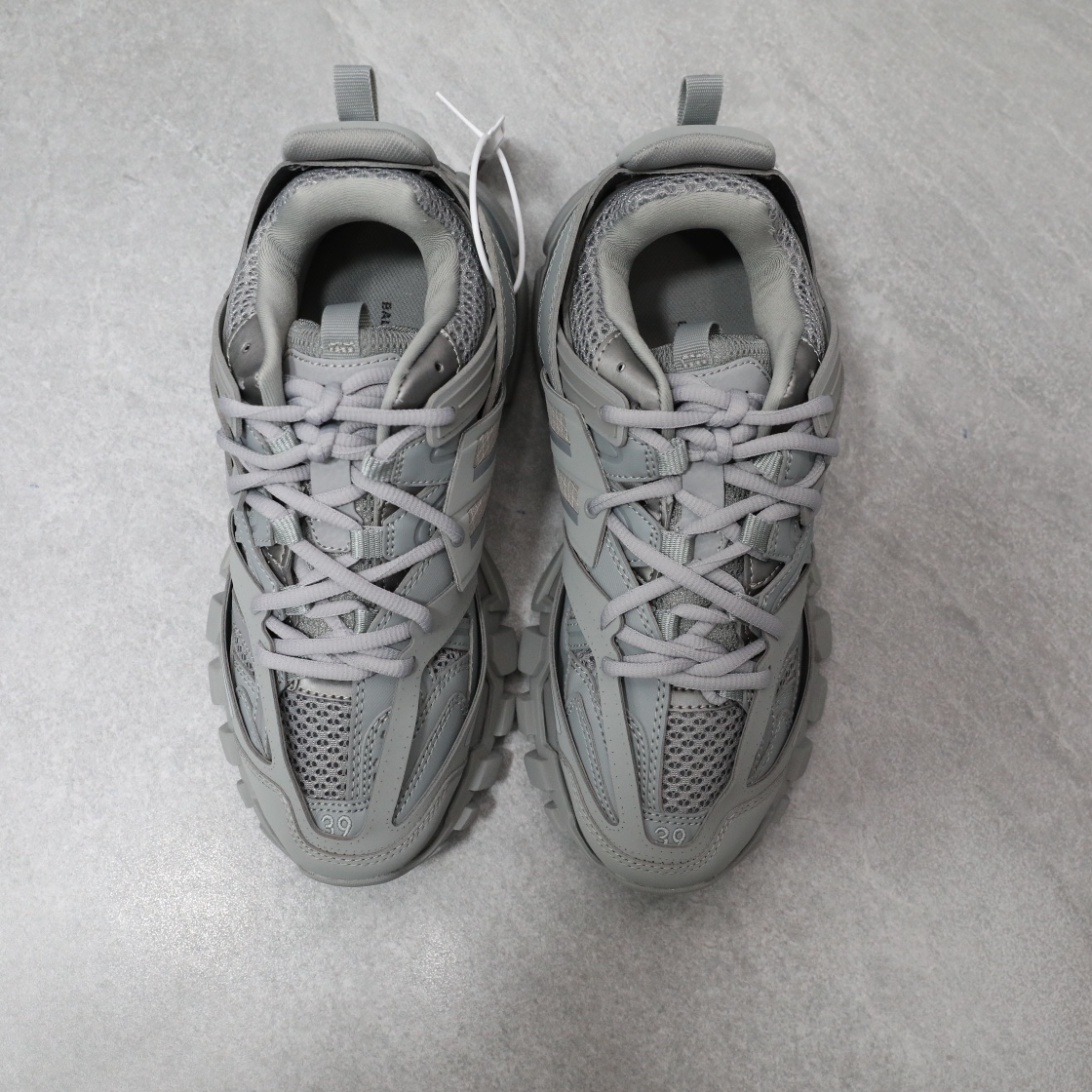 BALENCIAGA TRACK 3.0 