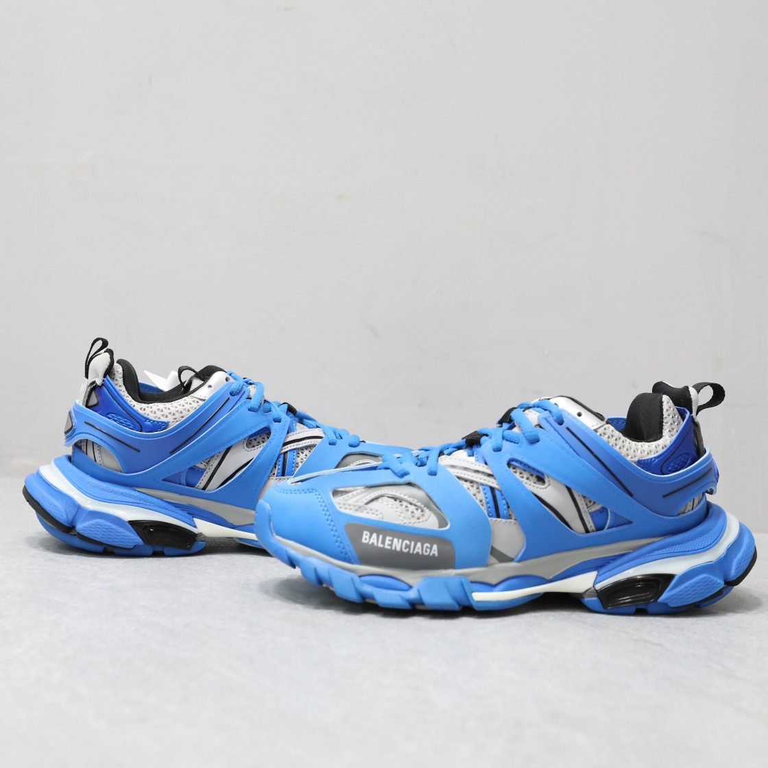 BALENCIAGA TRACK 3.0