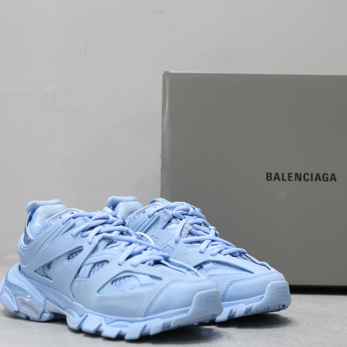 BALENCIAGA TRACK 3.0