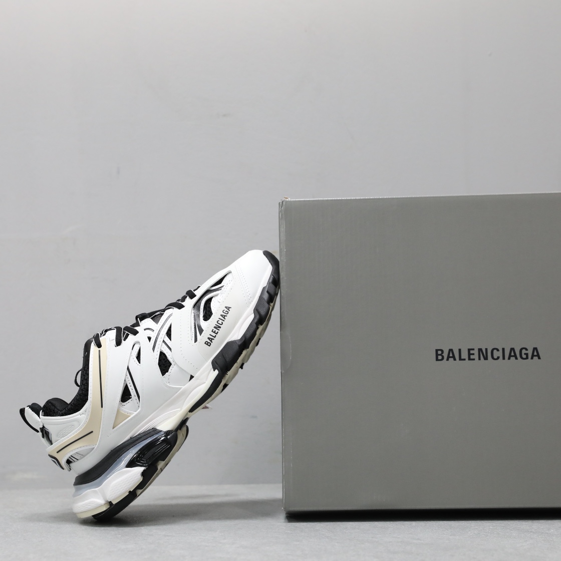 BALENCIAGA TRACK 3.0