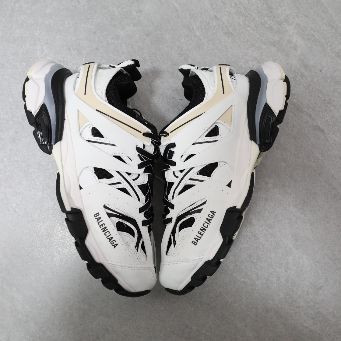 BALENCIAGA TRACK 3.0