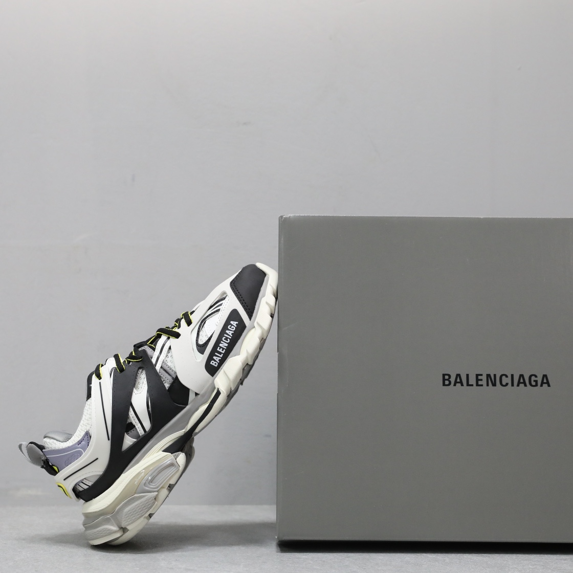 BALENCIAGA TRACK 3.0