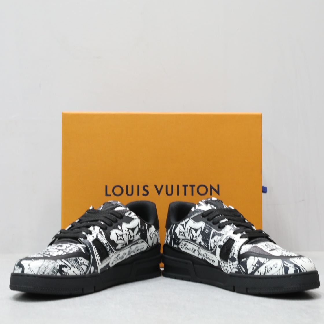 LOUIS VUITTON TRAINER