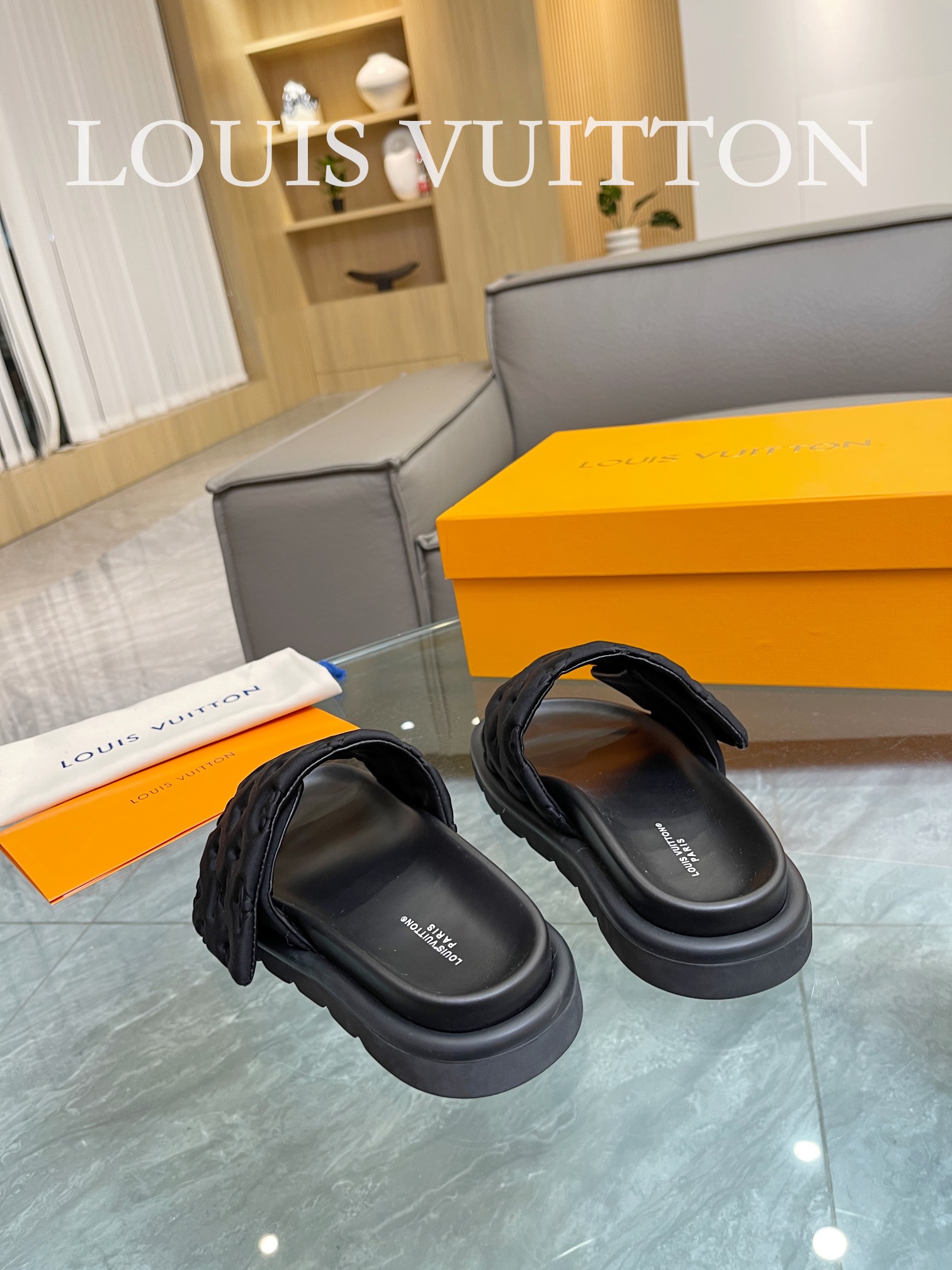 LOUIS VUITTON SLIPPERS
