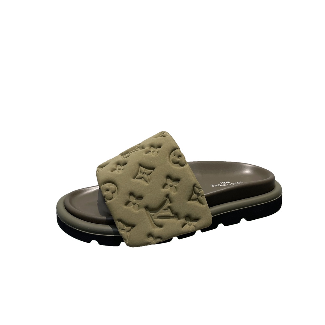 LOUIS VUITTON SLIPPERS