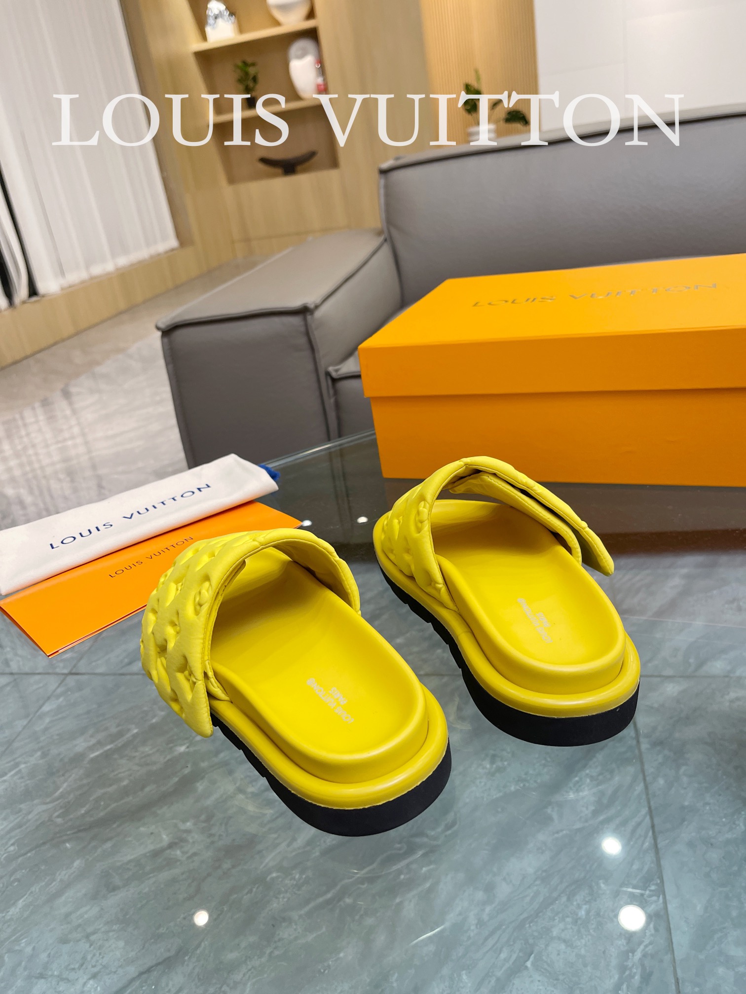 LOUIS VUITTON SLIPPERS