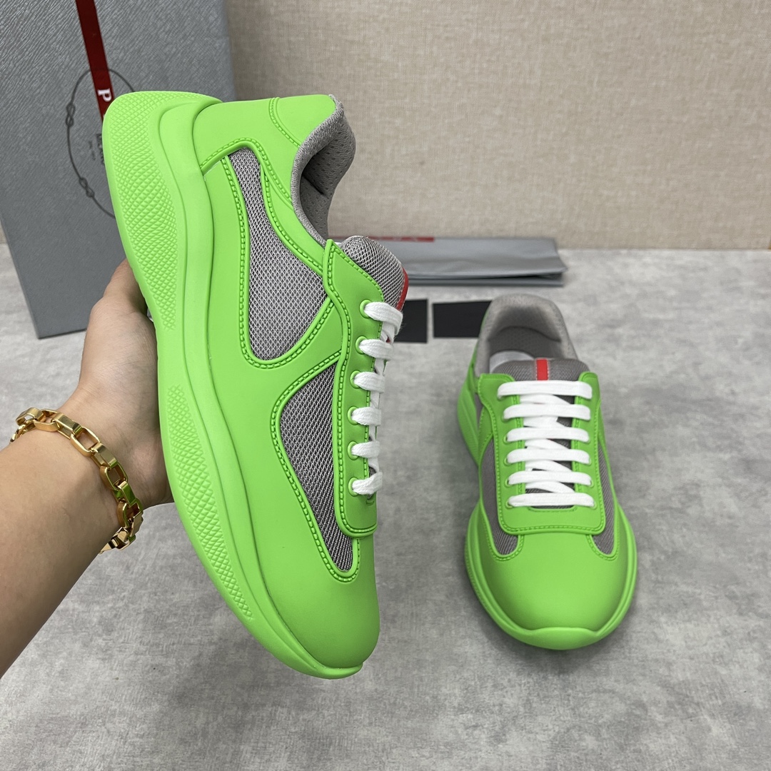 PRADA 