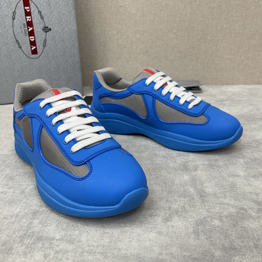 PRADA 