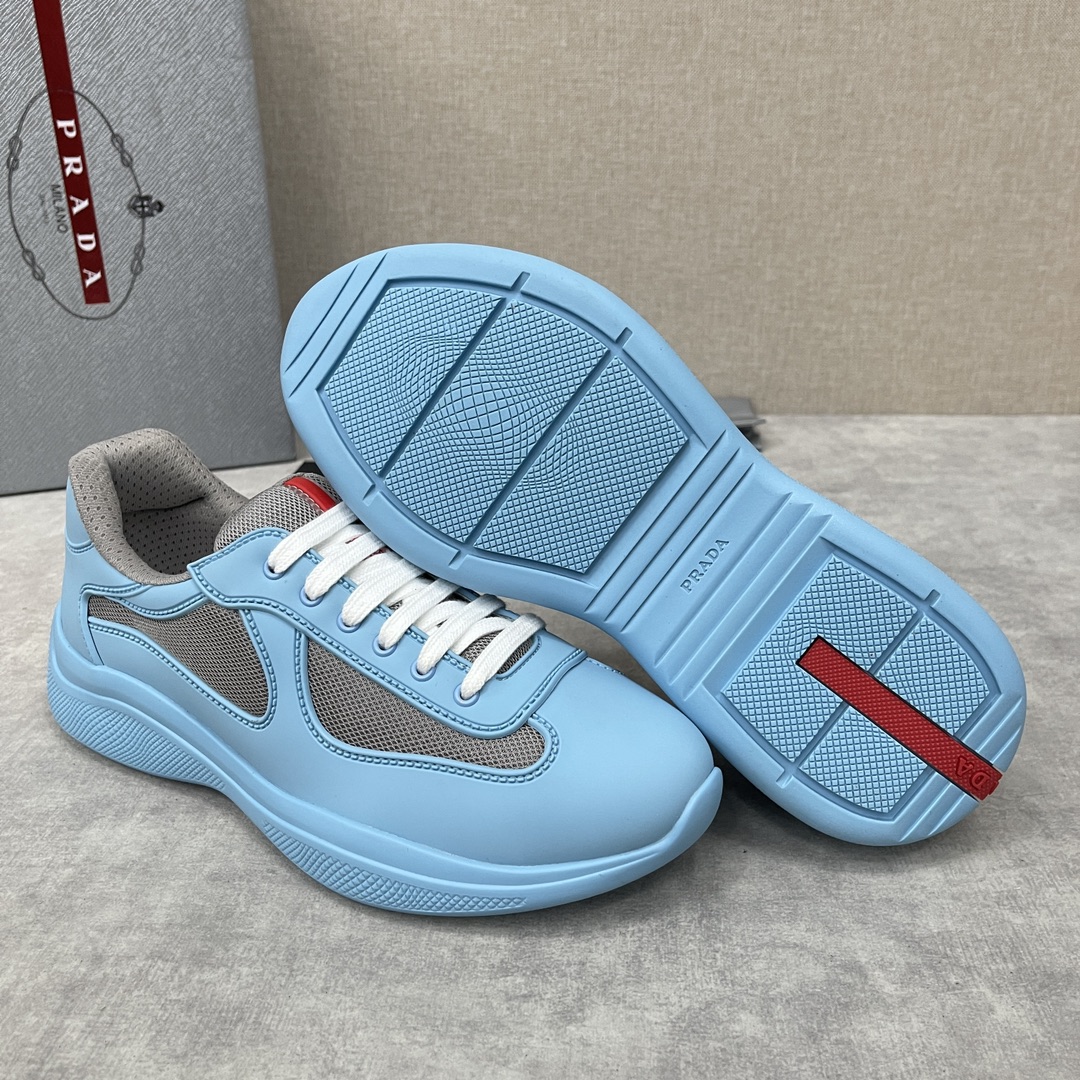 PRADA 