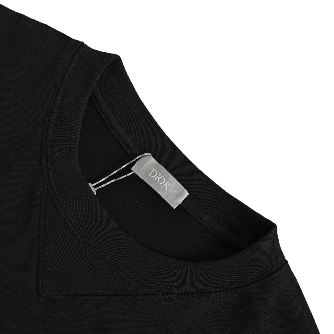 DIOR T-SHIRT
