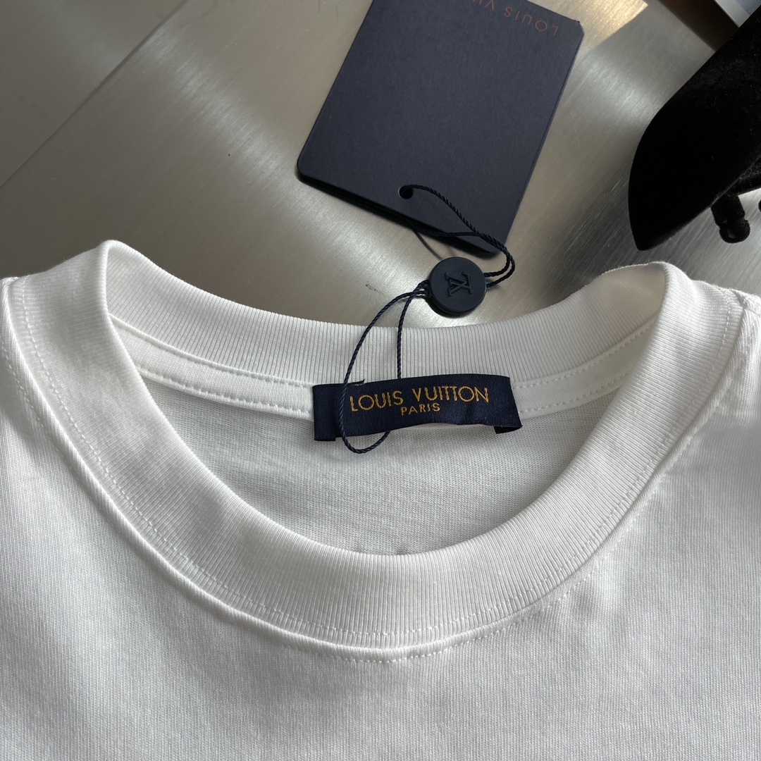 LV T-Shirt