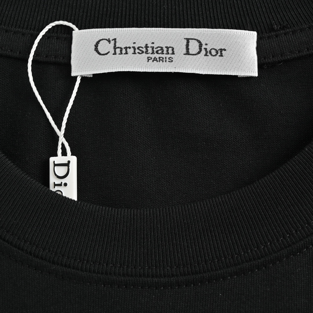DIOR T-SHIRT