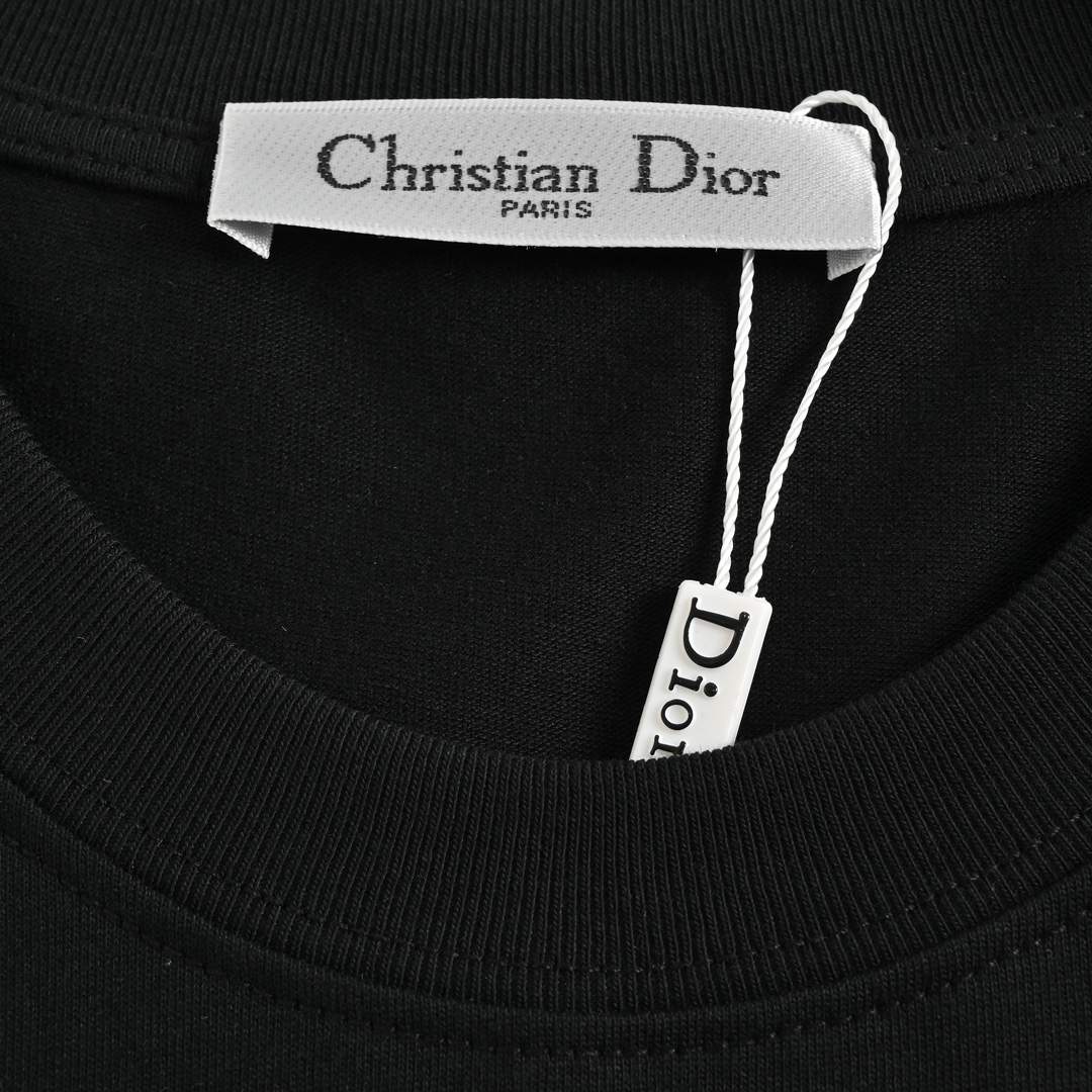 DIOR T-SHIRT
