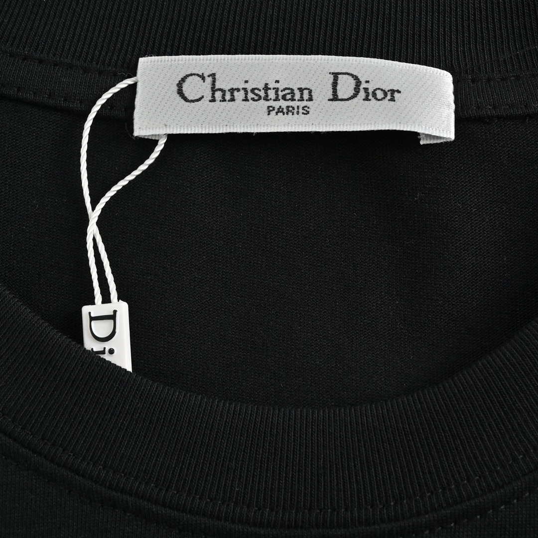DIOR T-SHIRT